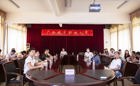 我校组织教师参加2021年全区优秀教师先进事迹报告会