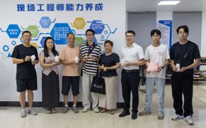 喜迎新生报到 开启大学崭新篇章