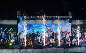 歌声伴新生 青春启新篇 ——2026 级新生演唱会