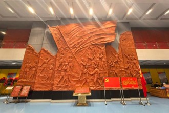 以AI绘红韵，以美育润初心